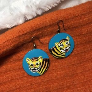 VINTAGE TEAL PAINTED WOOD TIGER DROP EARRINGS